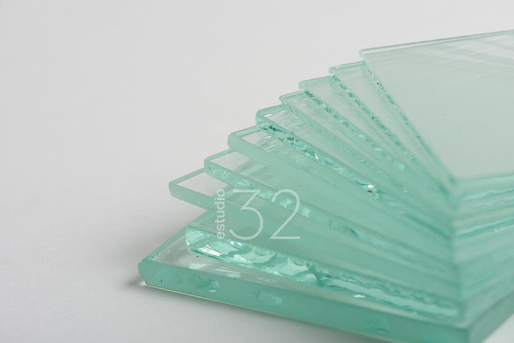 MGLASS33687